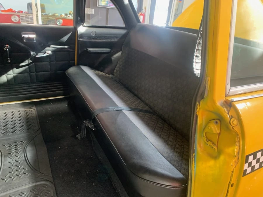 1979 Checker - Image 6 of 17