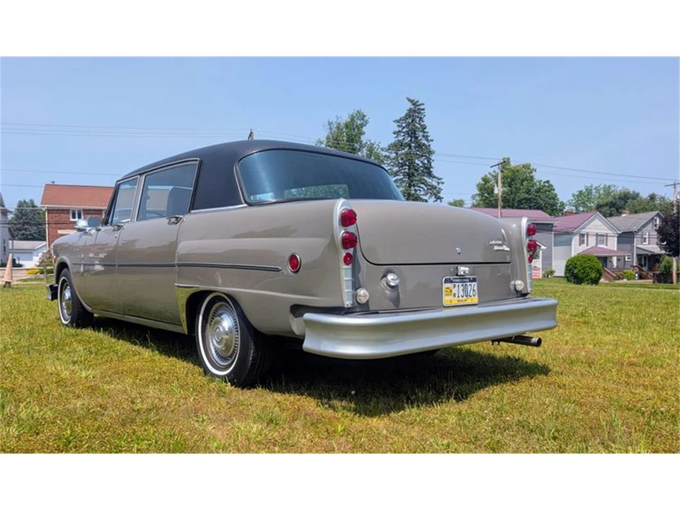 1979 Checker - Image 16 of 31