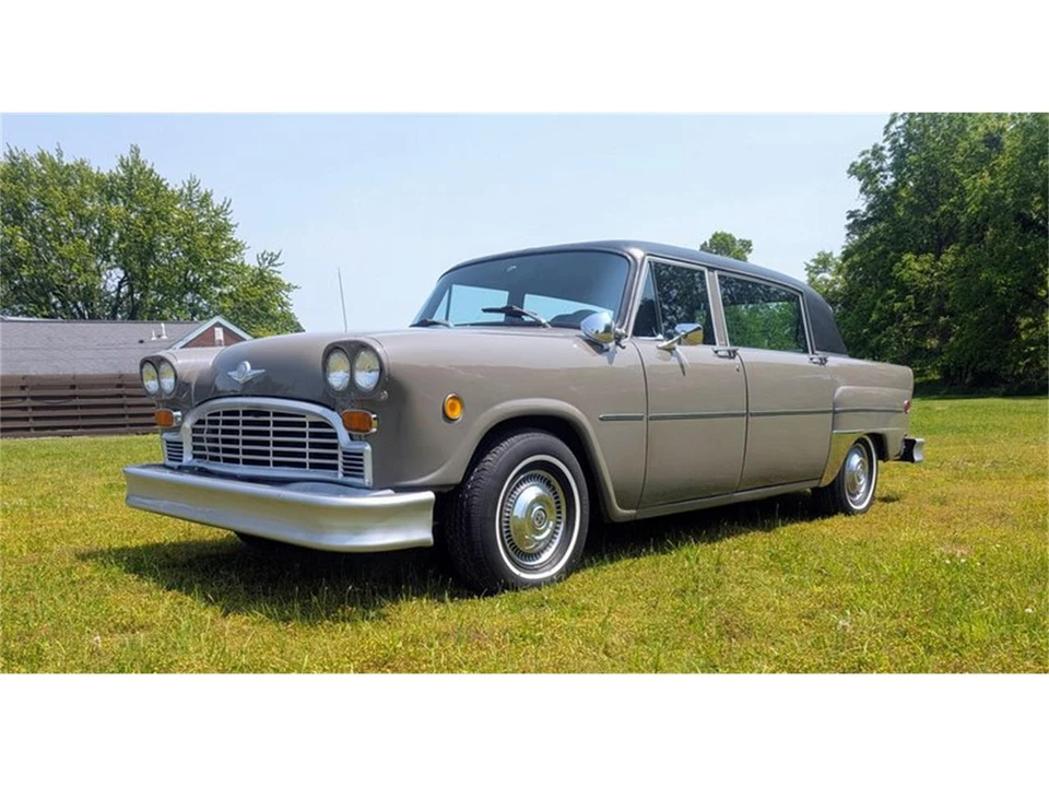 1979 Checker - Image 2 of 31