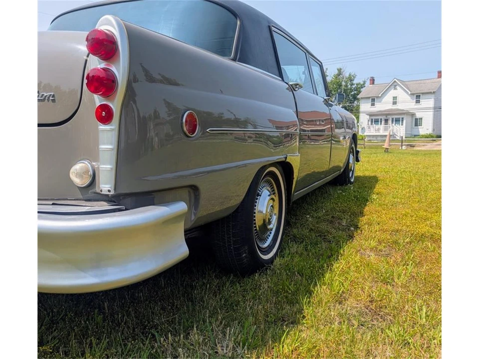 1979 Checker - Image 28 of 31