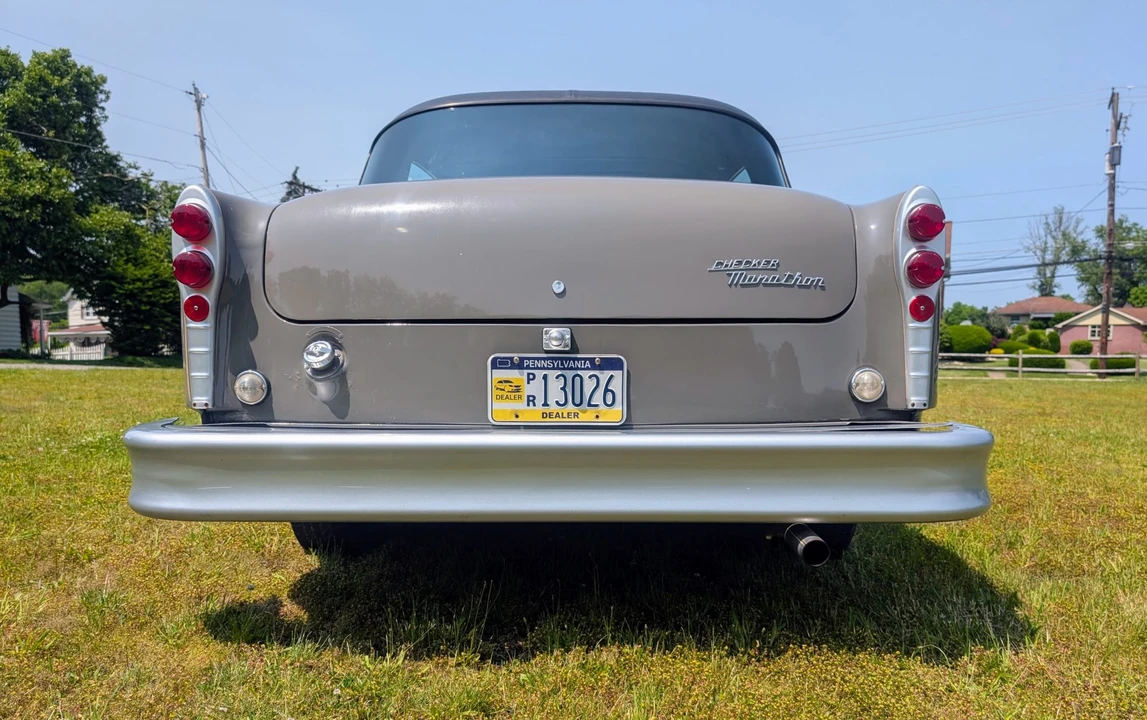 1979 Checker - Image 10 of 31
