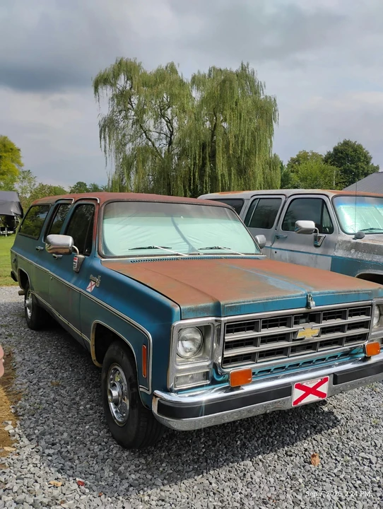 1979 Chevrolet Suburban 7th Gen - Image 4 of 13