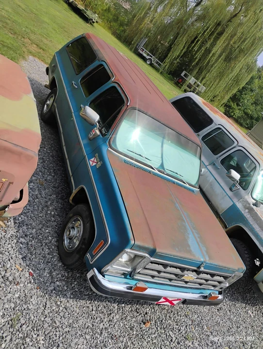 1979 Chevrolet Suburban 7th Gen - Image 2 of 13