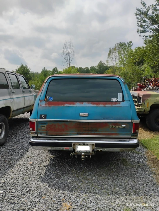 1979 Chevrolet Suburban 7th Gen - Image 12 of 13