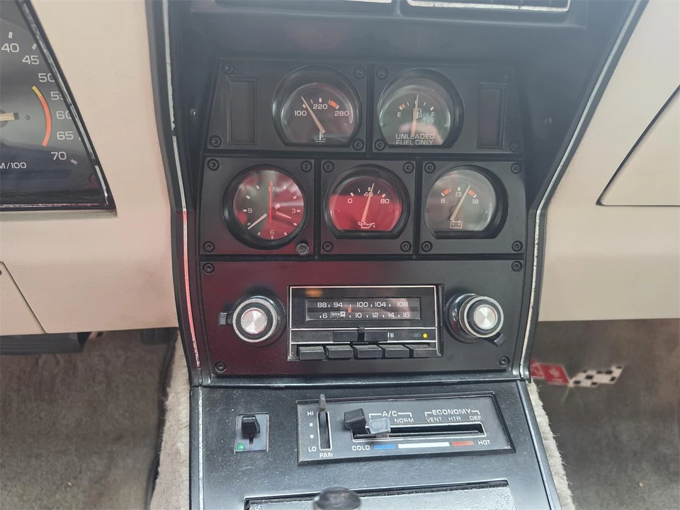 1979 Chevrolet Corvette C3 - Image 23 of 31