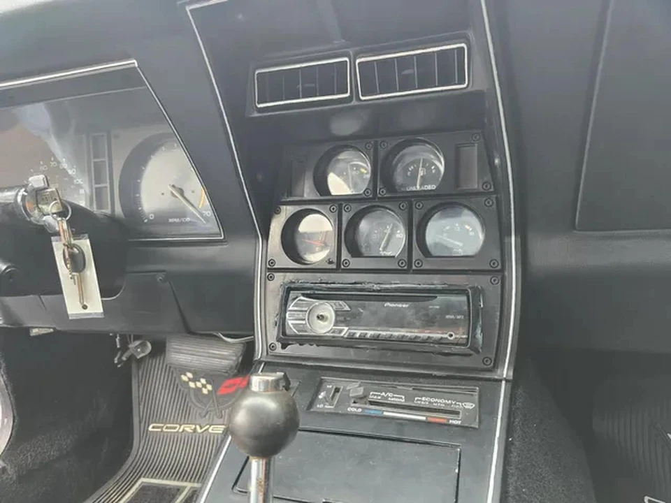 1979 Chevrolet Corvette C3 - Image 15 of 17