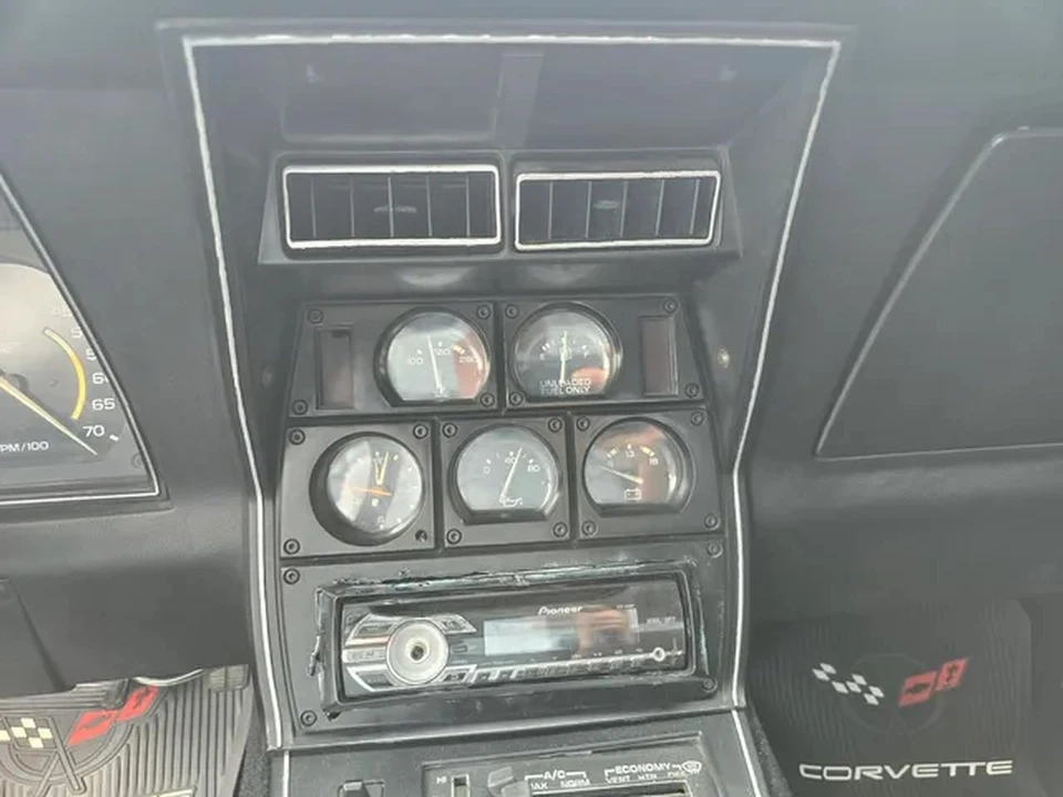 1979 Chevrolet Corvette C3 - Image 14 of 17