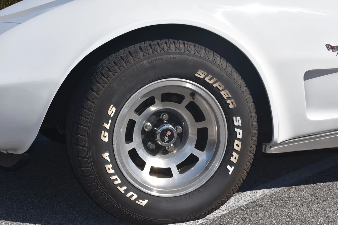 1976 Chevrolet Corvette C3 - Image 11 of 31