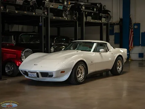 1979 Chevrolet Corvette L82 350/225HP V8 4-Speed Manual Coupe
