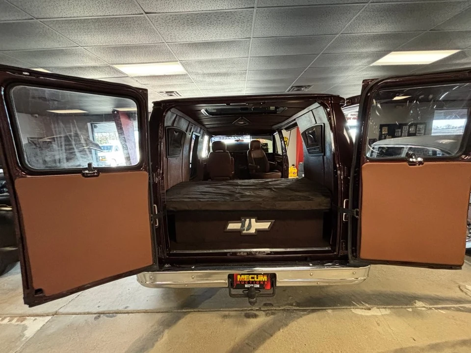 1979 Chevrolet G-Series Van - Image 14 of 31