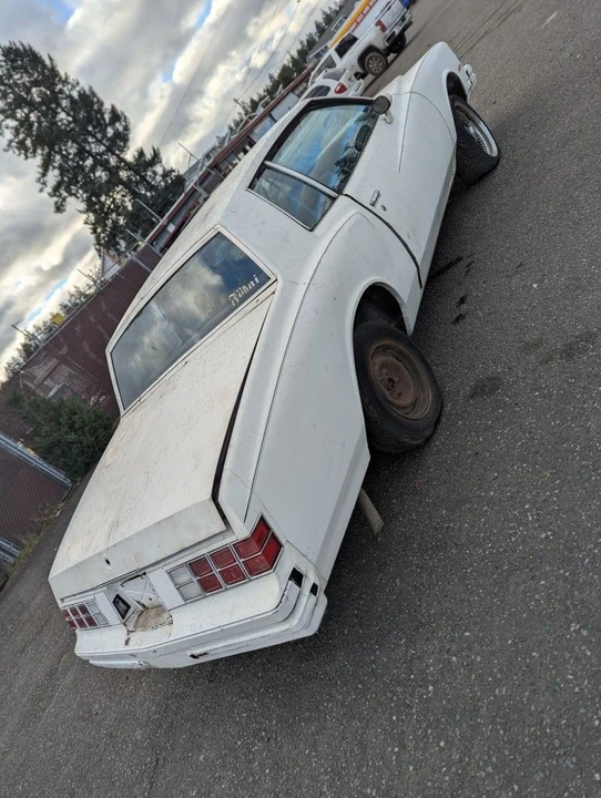 1979 Chevrolet Monte Carlo 3rd Gen - Image 3 of 31