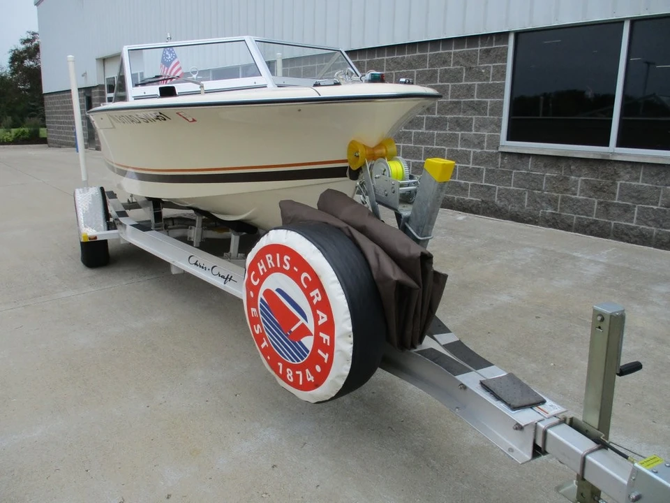 1979 Chris-Craft - Image 4 of 12