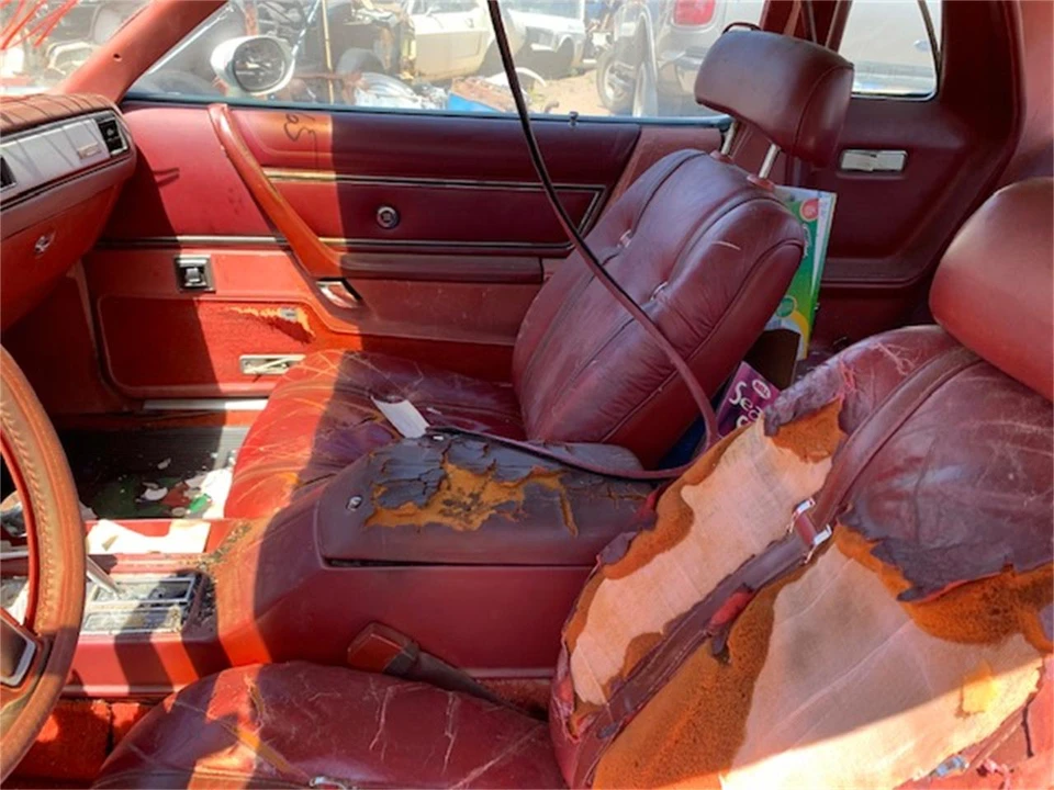 1979 Chrysler 300 - Image 3 of 10