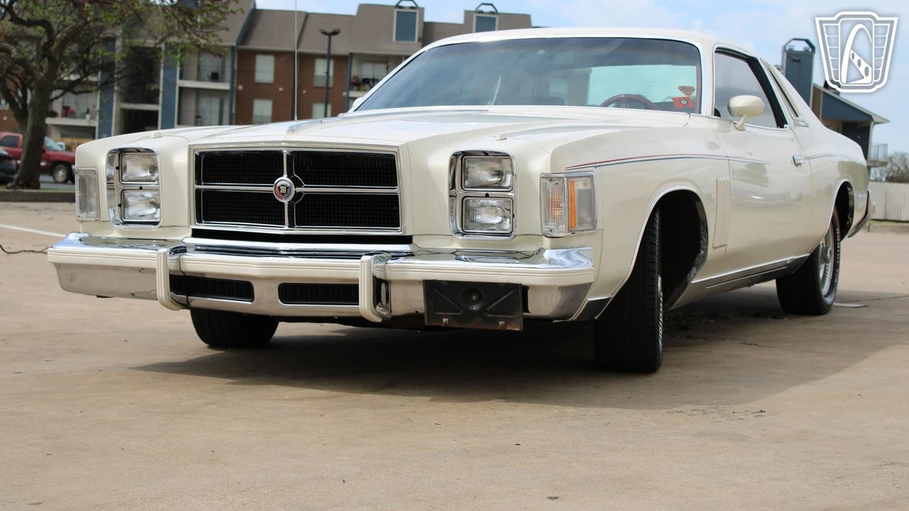 1979 Chrysler 300 - Image 3 of 12