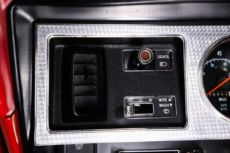 1979 Chrysler 300 - Image 21 of 31