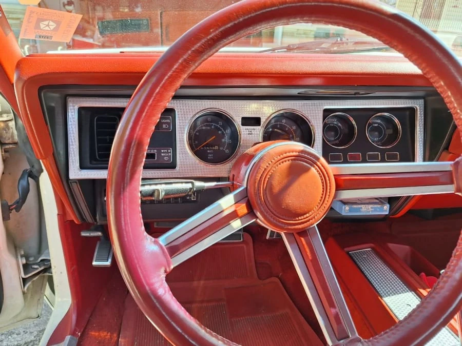 1979 Chrysler 300 - Image 11 of 17
