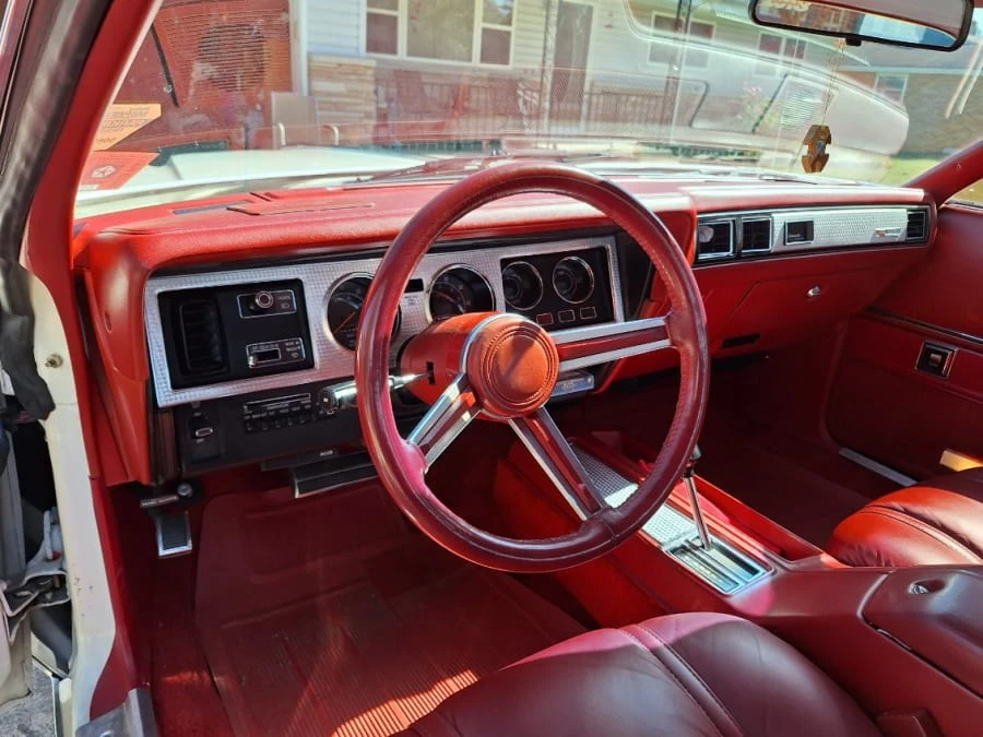 1979 Chrysler 300 - Image 10 of 17