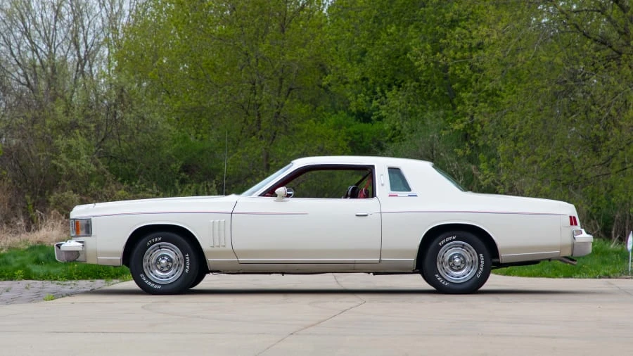 1979 Chrysler 300 - Image 2 of 12
