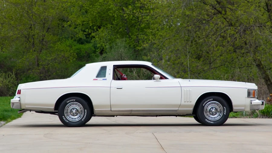 1979 Chrysler 300 - Image 8 of 12