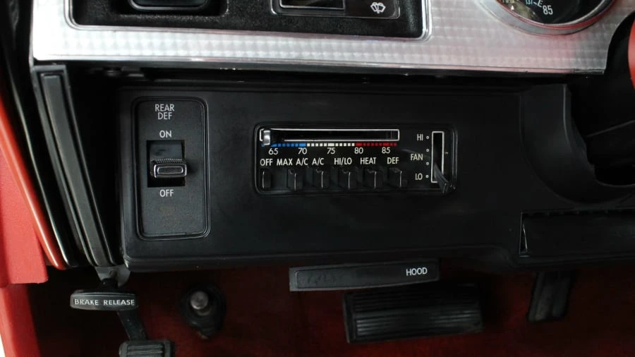 1979 Chrysler 300 - Image 30 of 31