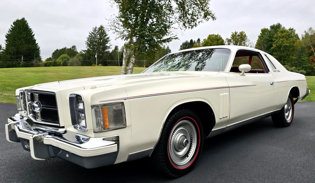 1979 Chrysler Cordoba - Image 11 of 31