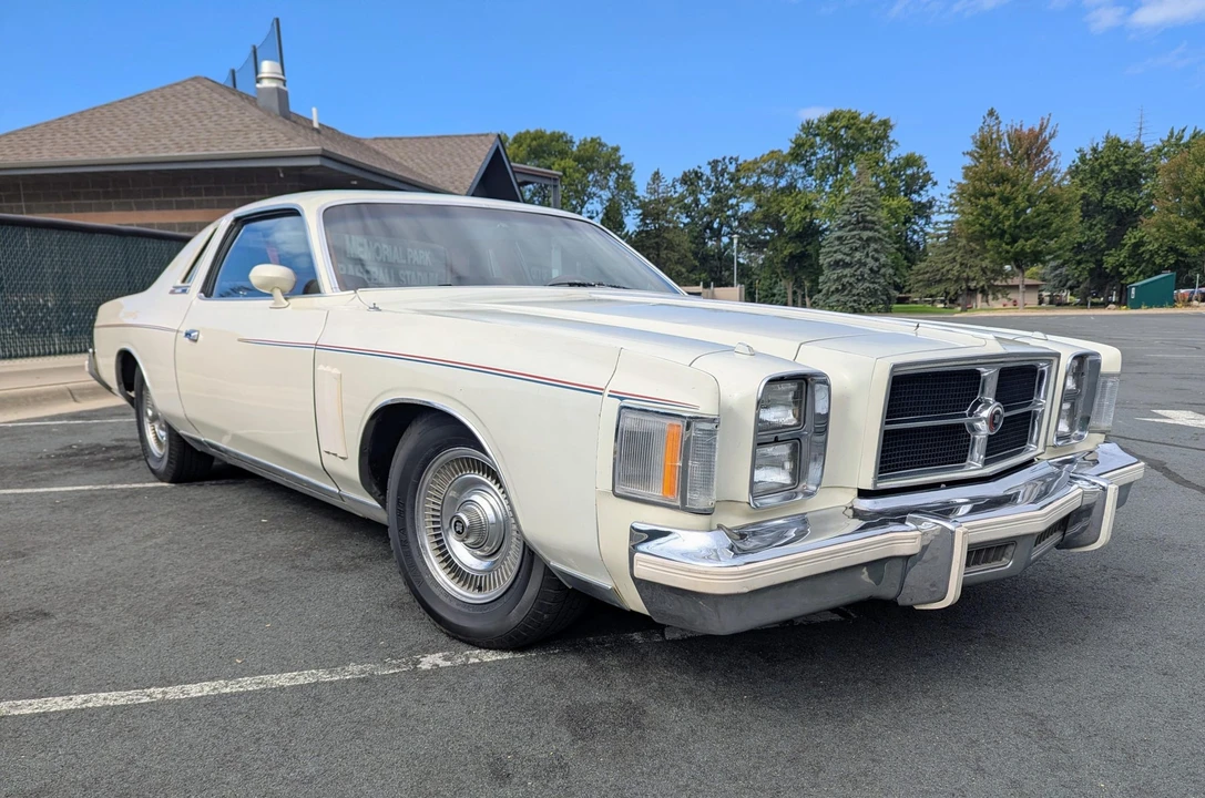 1979 Chrysler Cordoba - Image 9 of 31