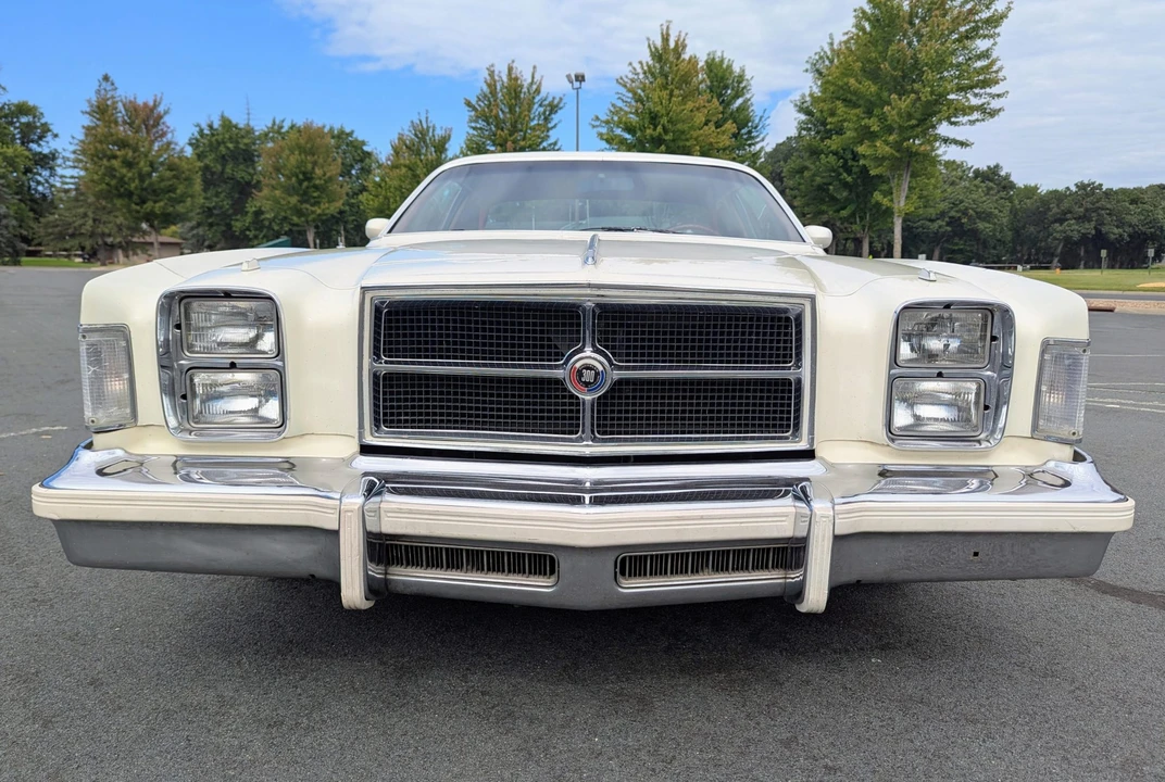1979 Chrysler Cordoba - Image 10 of 31