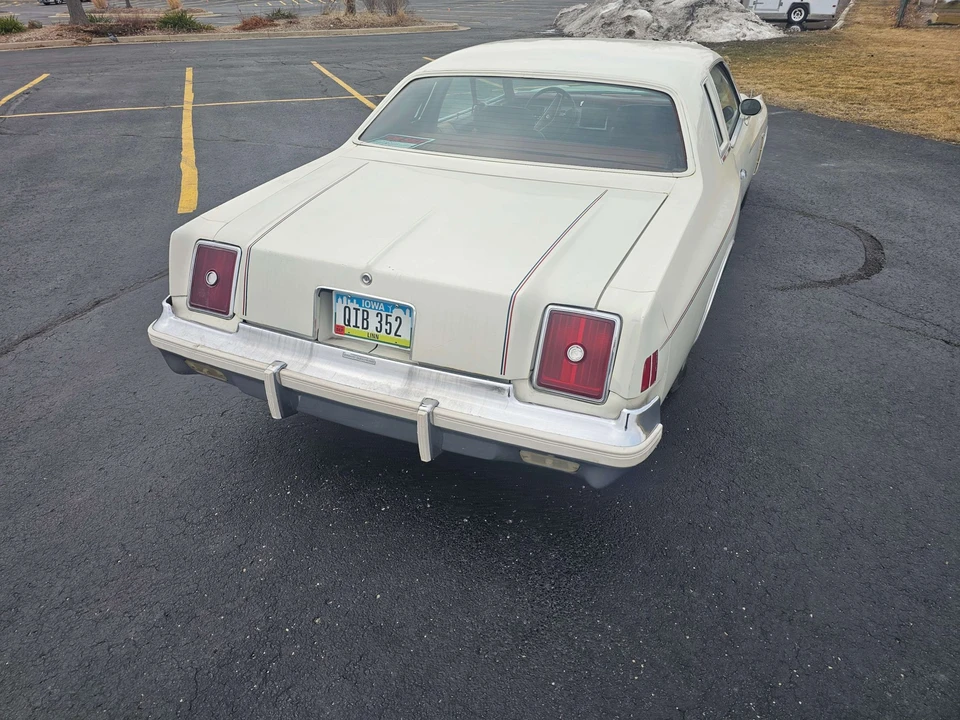 1979 Chrysler Cordoba - Image 10 of 31