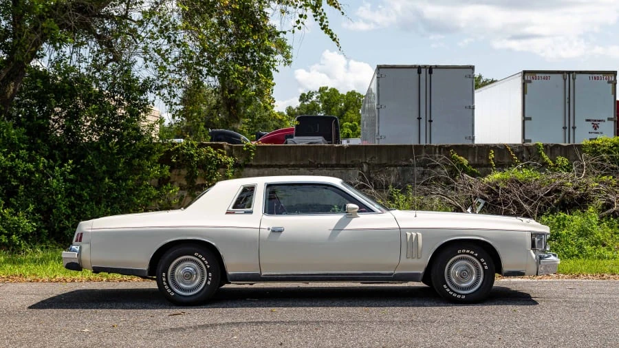1979 Chrysler 300 - Image 28 of 30