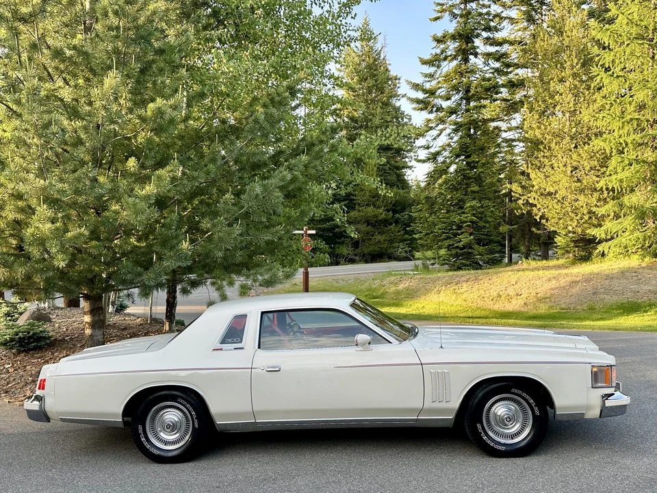 1979 Chrysler Cordoba - Image 11 of 31