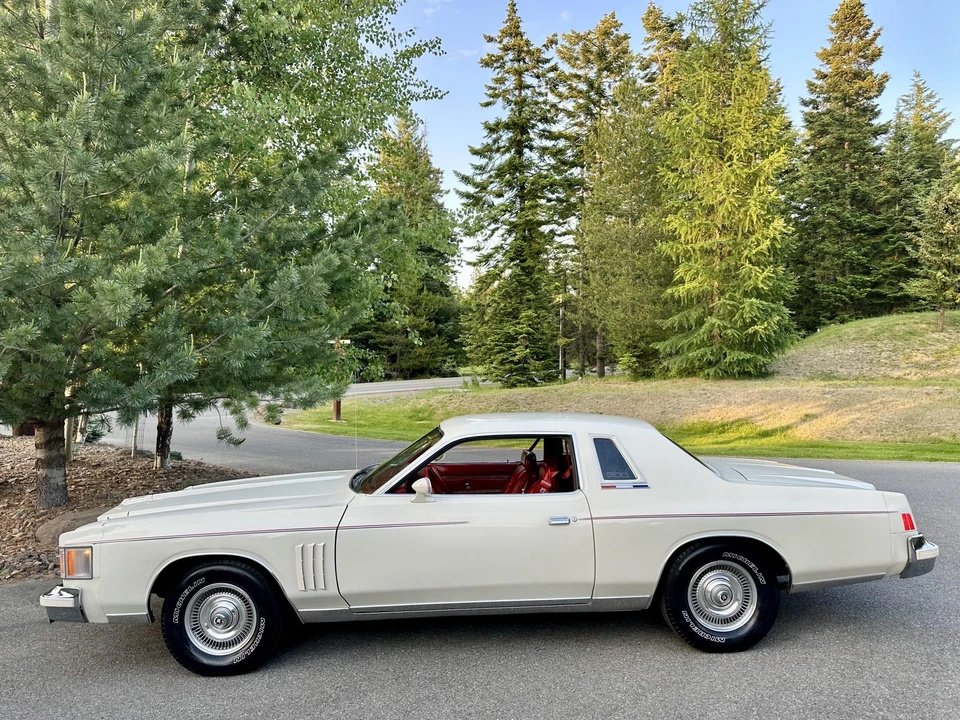 1979 Chrysler Cordoba - Image 20 of 31