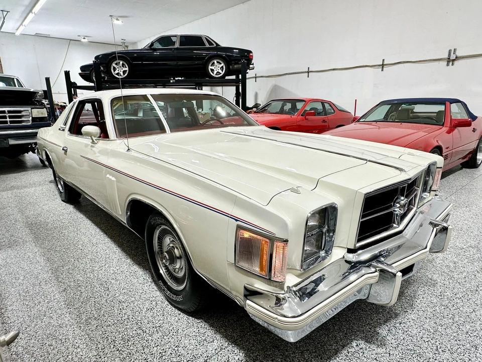 1979 Chrysler Cordoba - Image 24 of 31