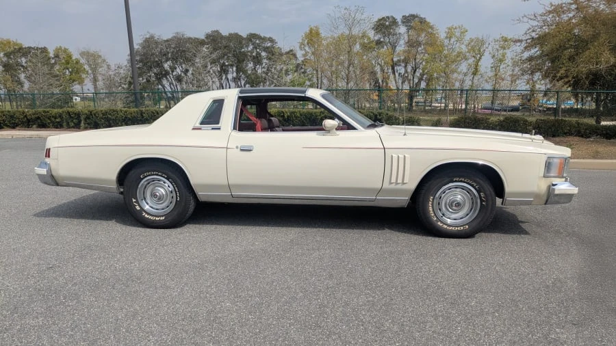 1979 Chrysler Cordoba - Image 13 of 25
