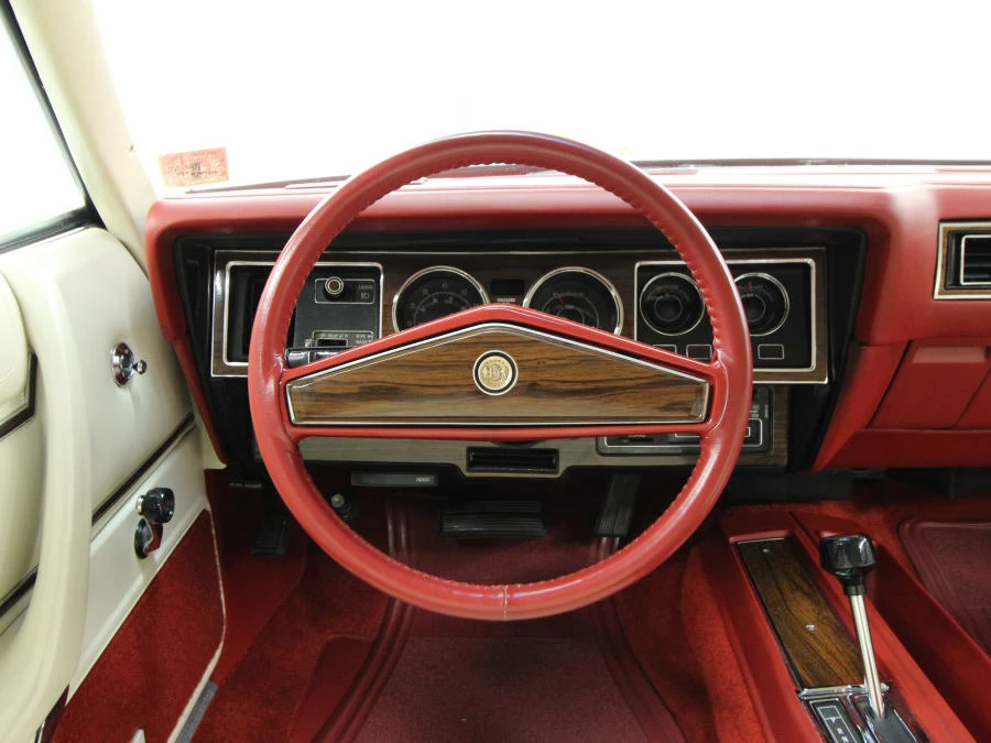 1979 Chrysler Cordoba - Image 25 of 31