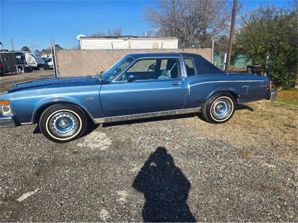 1979 Chrysler LeBaron - Image 19 of 23