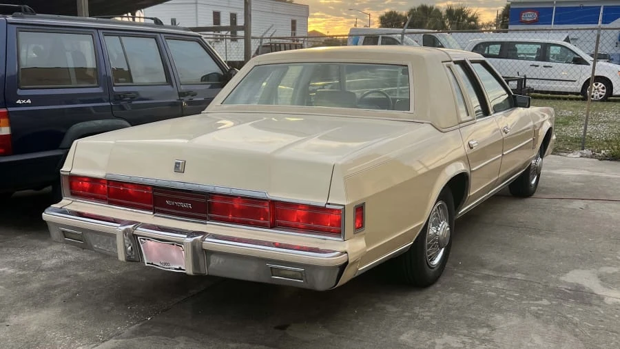 1979 Chrysler New Yorker - Image 3 of 16