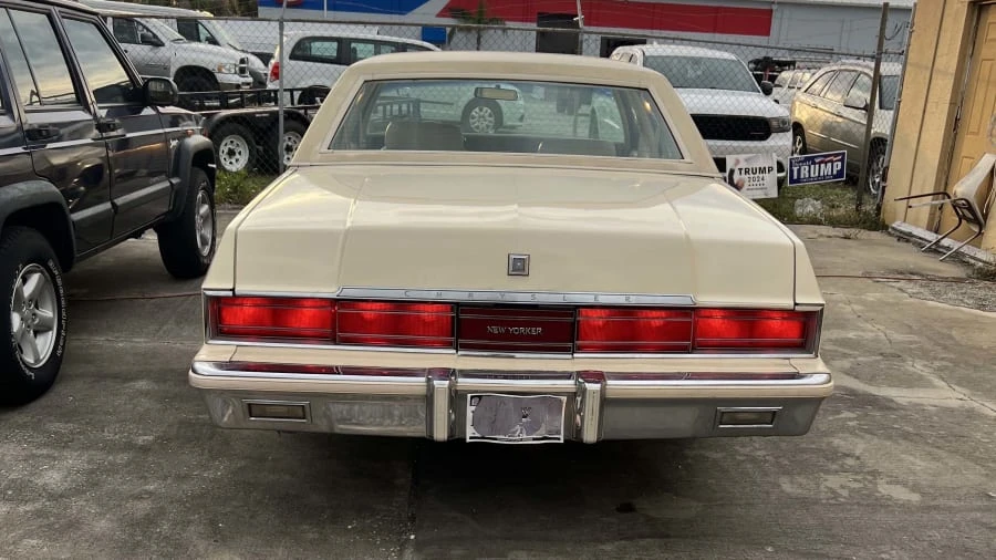 1979 Chrysler New Yorker - Image 7 of 16
