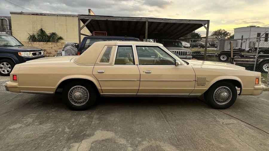 1979 Chrysler New Yorker - Image 2 of 16