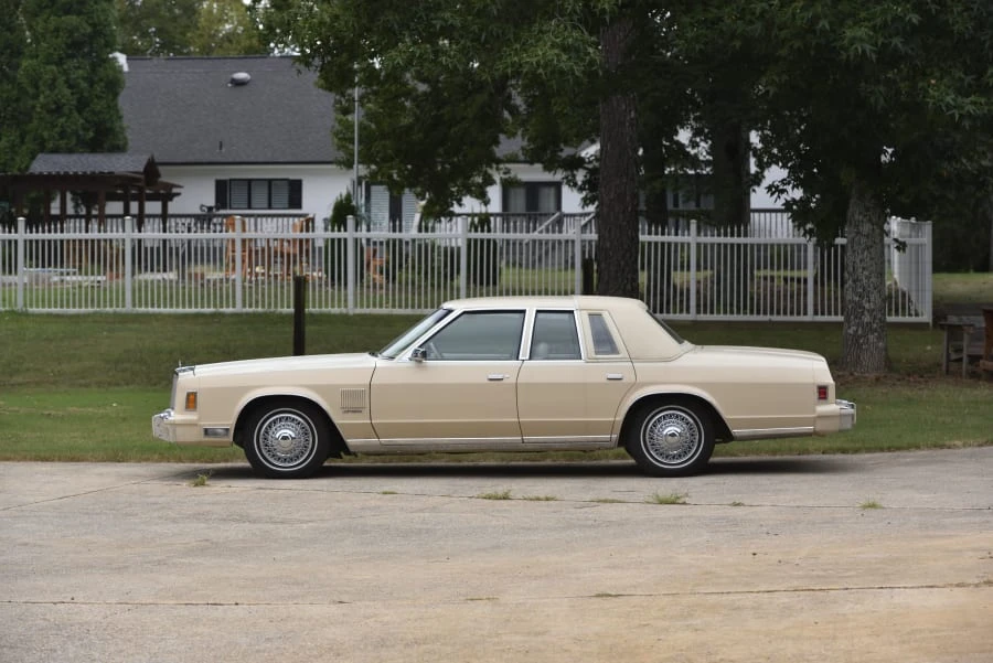 1979 Chrysler New Yorker - Image 15 of 27