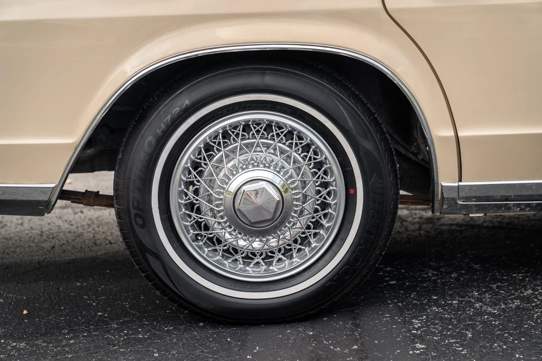 1979 Chrysler New Yorker - Image 23 of 31