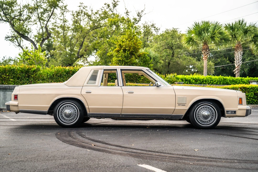 1979 Chrysler New Yorker - Image 5 of 31