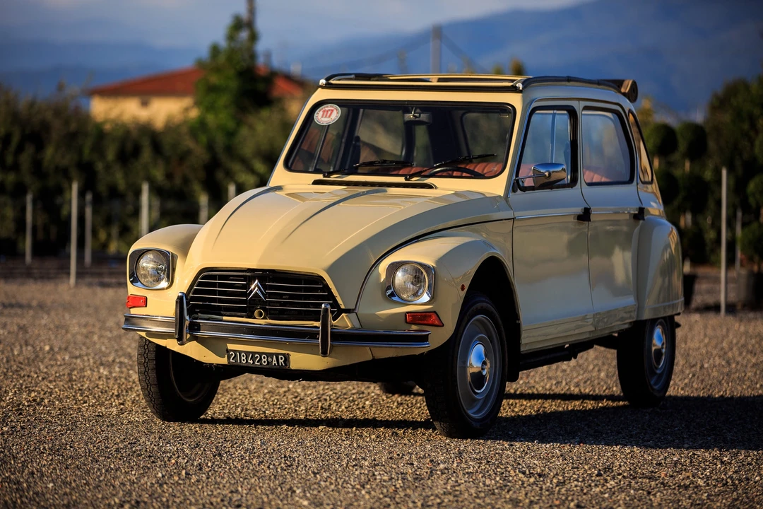 1979 Citroen Dyane - Image 2 of 31