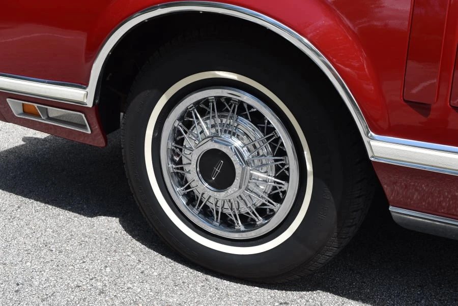1979 Lincoln Continental Mark V - Image 10 of 12