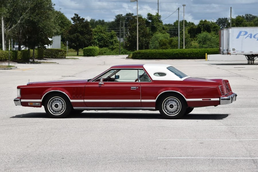 1979 Lincoln Continental Mark V - Image 2 of 12