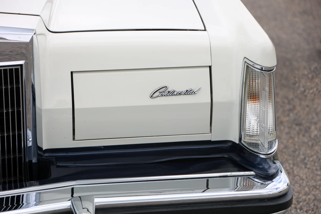 1979 Lincoln Continental Mark V - Image 13 of 31