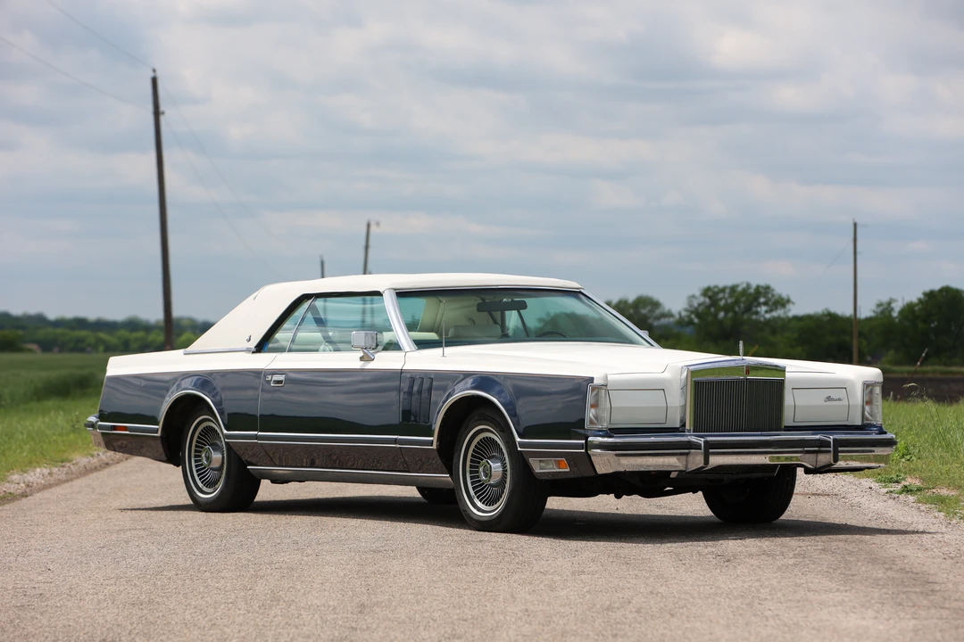 1979 Lincoln Continental Mark V - Image 2 of 31