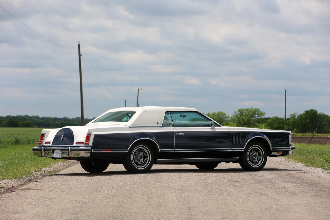 1979 Lincoln Continental Mark V - Image 4 of 31