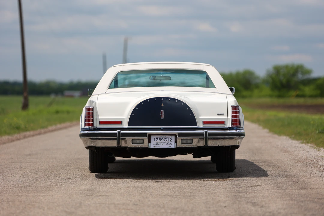 1979 Lincoln Continental Mark V - Image 8 of 31