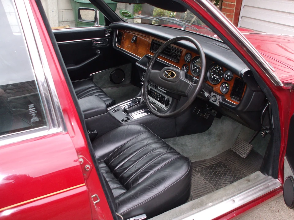1979 Daimler - Image 2 of 2