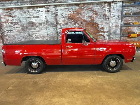 1979 Dodge D100 Regular Cab Short Bed